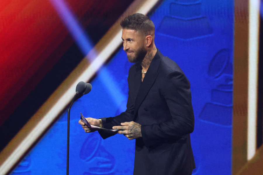 Sergio Ramos acuerda la compra del Sevilla a falta de la firma