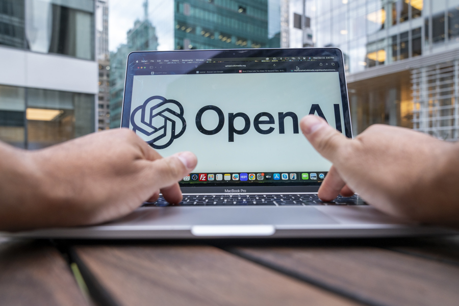 CE celebra que OpenAI le de acceso a ChatGPT
