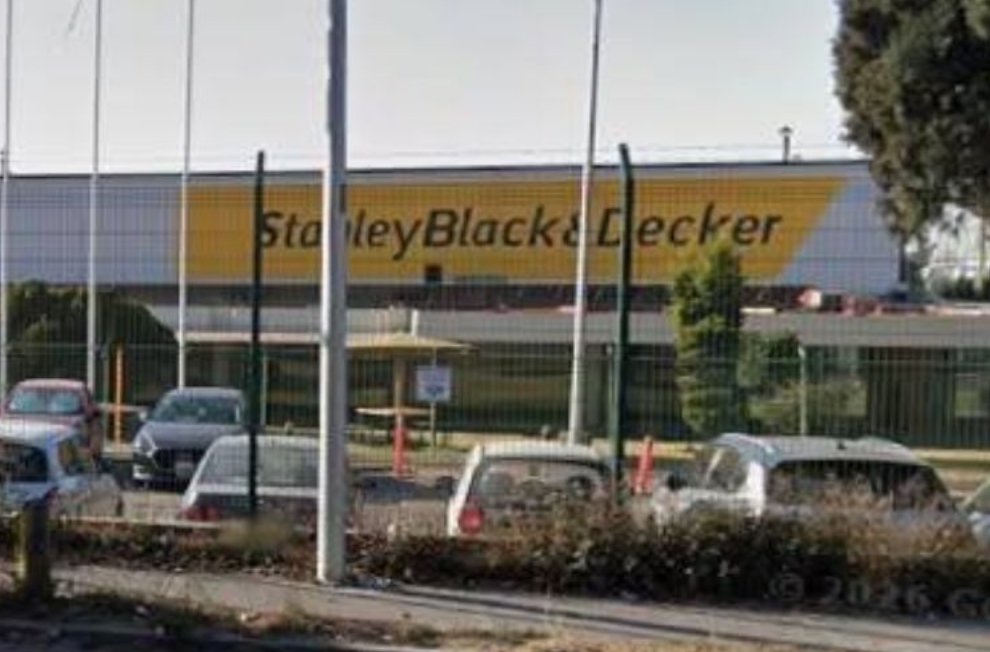 Cierra Stanley Black & Decker planta Puebla