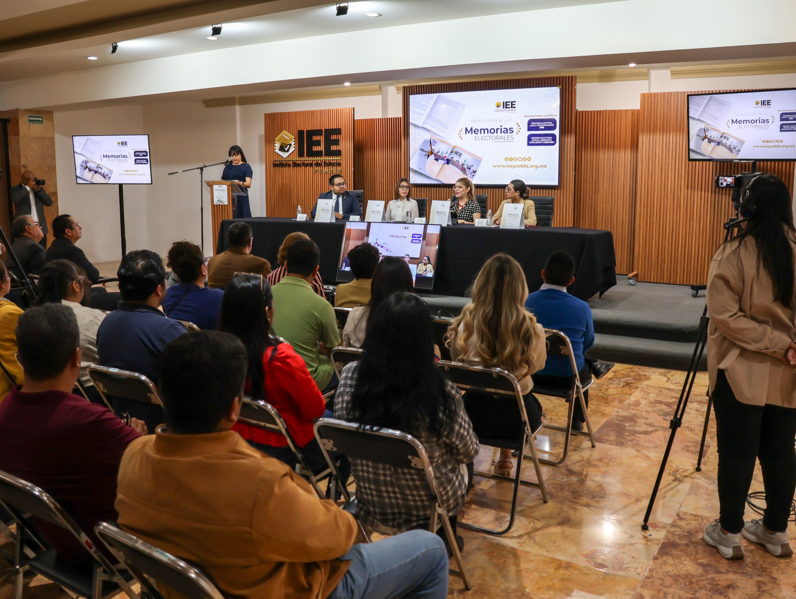 IEE fortalece la memoria histórica electoral