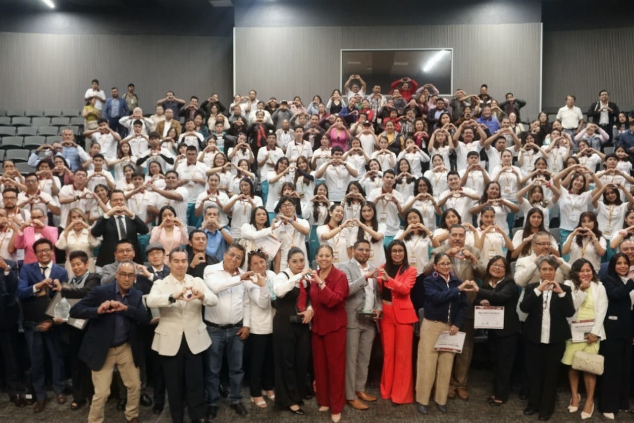 ​Reconoce COBAEP talento y excelencia de 94 estudiantes