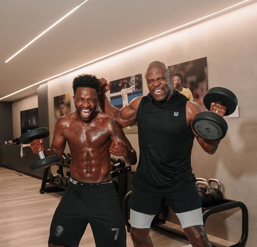 Vinícius Invita A Haaland A Pasar Sus Vacaciones Junto A Terry Crews