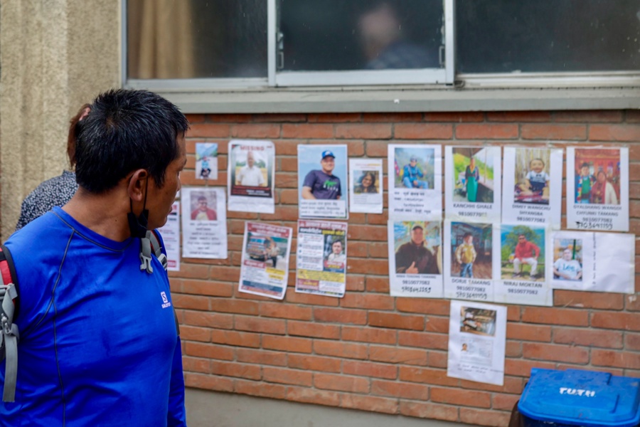 Nepal Rescata A 117 Turistas Extranjeros De La Zona Cero De La Riada