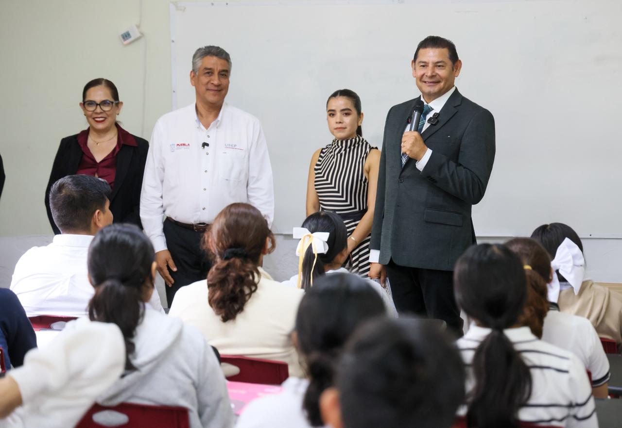 USEP recibe a más de 3 mil 500 estudiantes