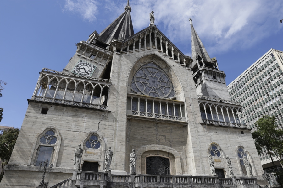 La Torre De La Catedral De Manizales, Un Reflejo De La Magnitud Del Terremoto De Colombia