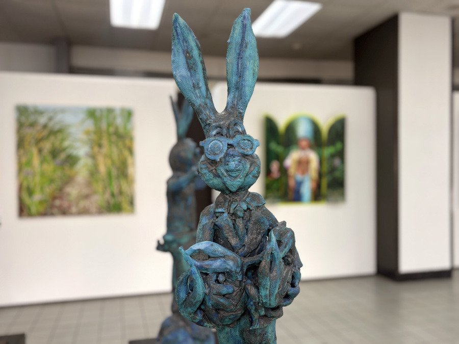 Un homenaje a Bad Bunny desde 32 miradas artísticas