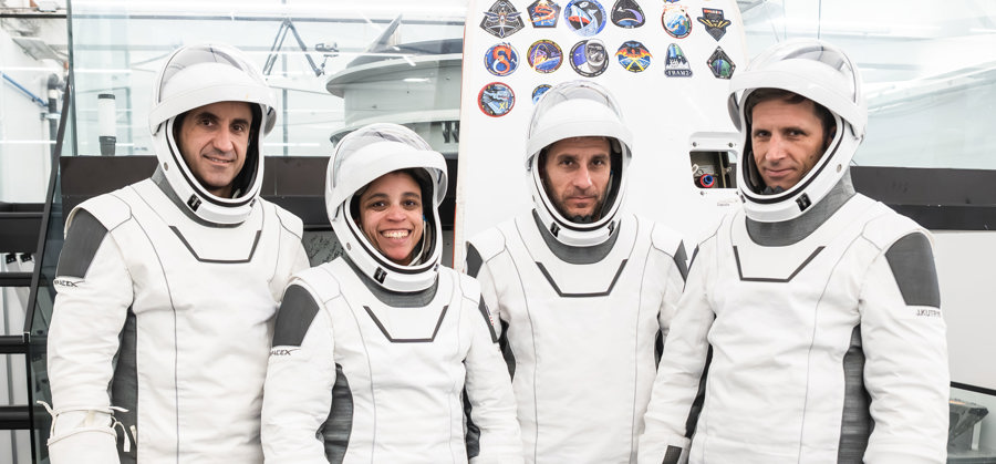 NASA lanzará nueva tripulación y nuevos trajes