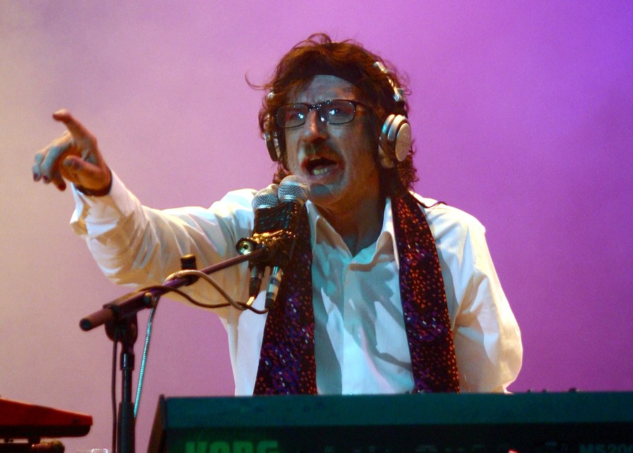 Charly García cumple 75 años y Argentina se llena de tributos 