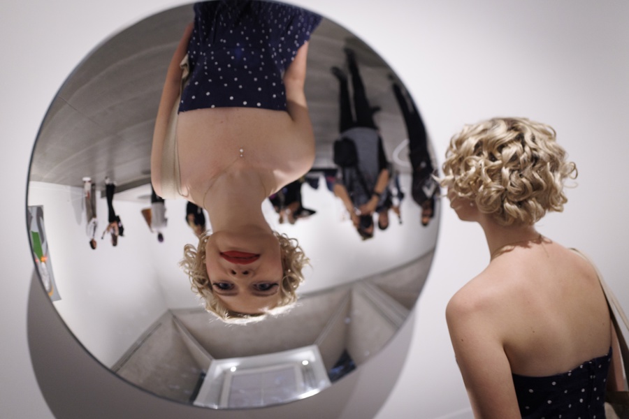 La Tate celebra el arte y la moda de los años noventa