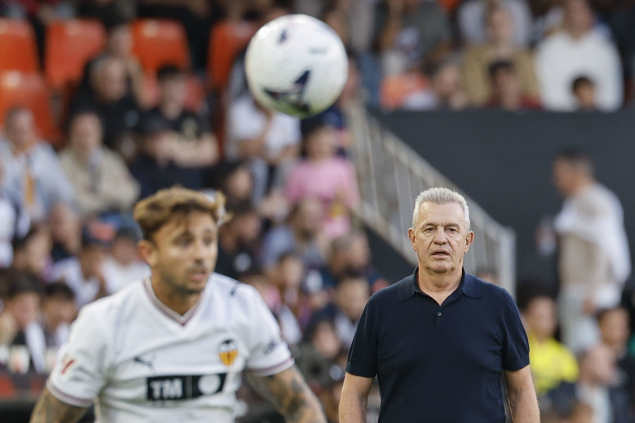 Aguirre No Encuentra La Tecla Tras Un Mes En El Valencia